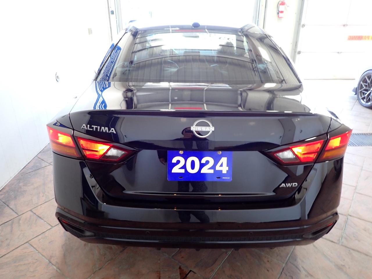 2024 Nissan Altima S AWD LEATHER Photo2