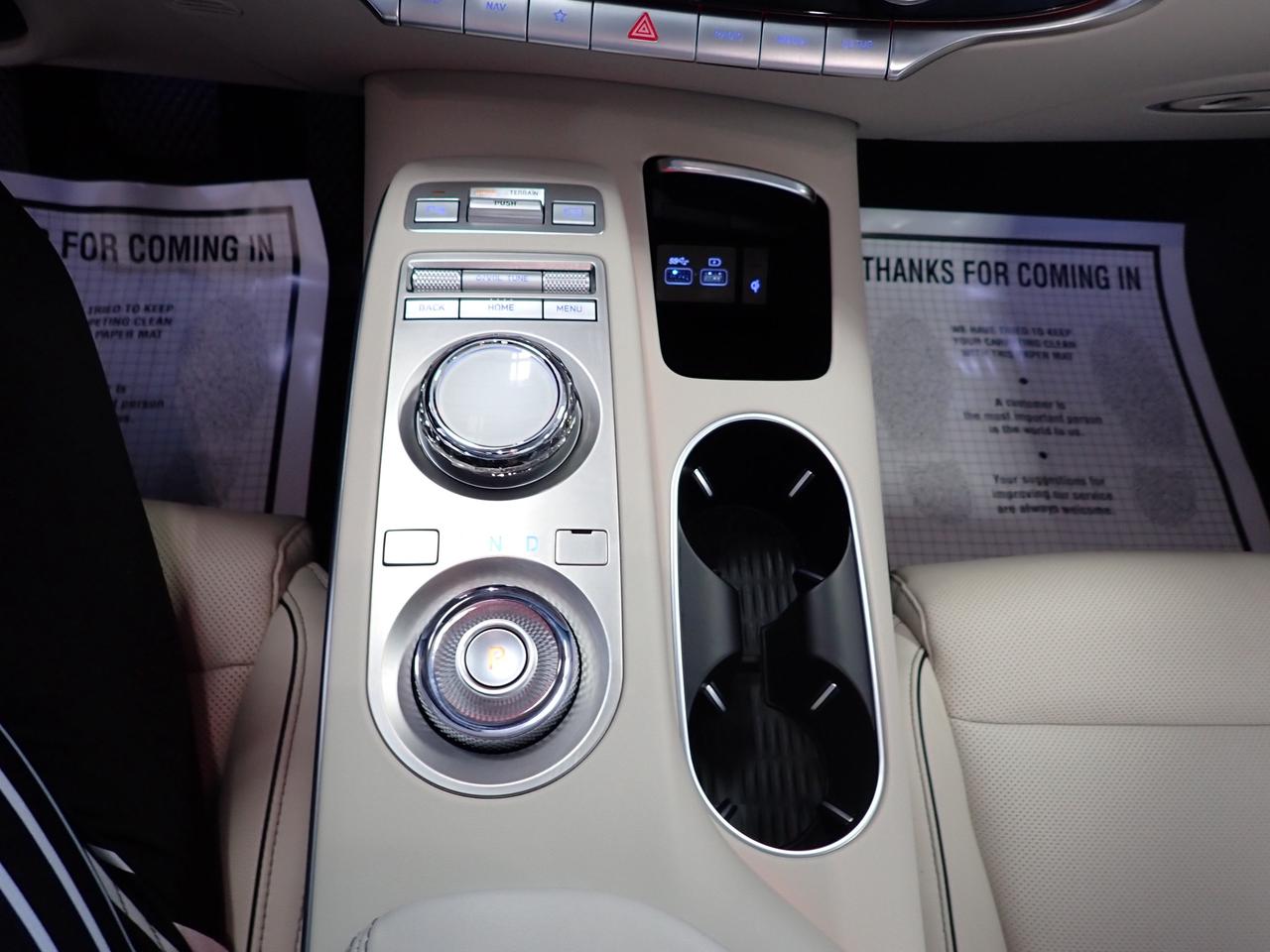 2023 Genesis GV70 2.5T Advanced AWD LEATHER NAVI SUNROOF Photo