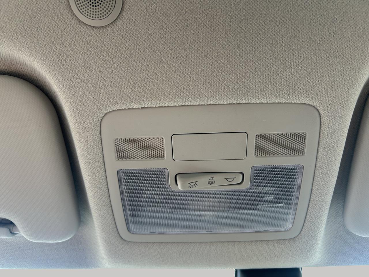 2025 Hyundai Venue Preferred | Reverse Cam | Heated Seats Photo