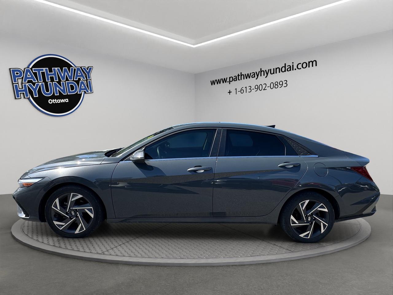 2025 Hyundai Elantra Luxury | Sunroof | Lane Keep Assist | Keyless Entry & Start Photo