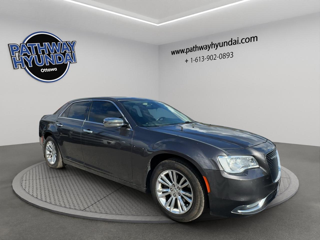 2016 Chrysler 300 Touring | Panoramic Sunroof | Keyless Start & Entry | Reverse Camera | Photo