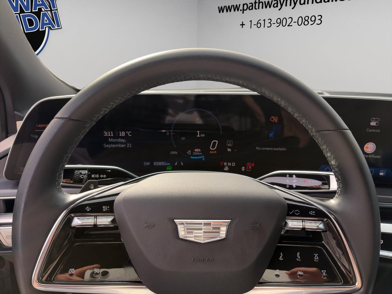2024 Cadillac LYRIQ Tech | 33 Inch Curved Display | Wireless Apple CarPlay | Automatic Emergency Breaks | Photo