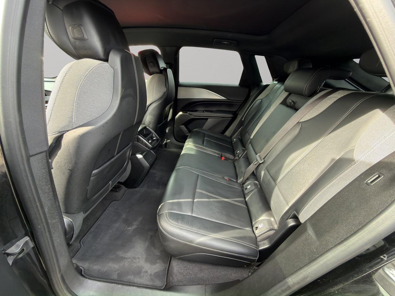 2024 Cadillac LYRIQ Tech | 33 Inch Curved Display | Wireless Apple CarPlay | Automatic Emergency Breaks | Photo