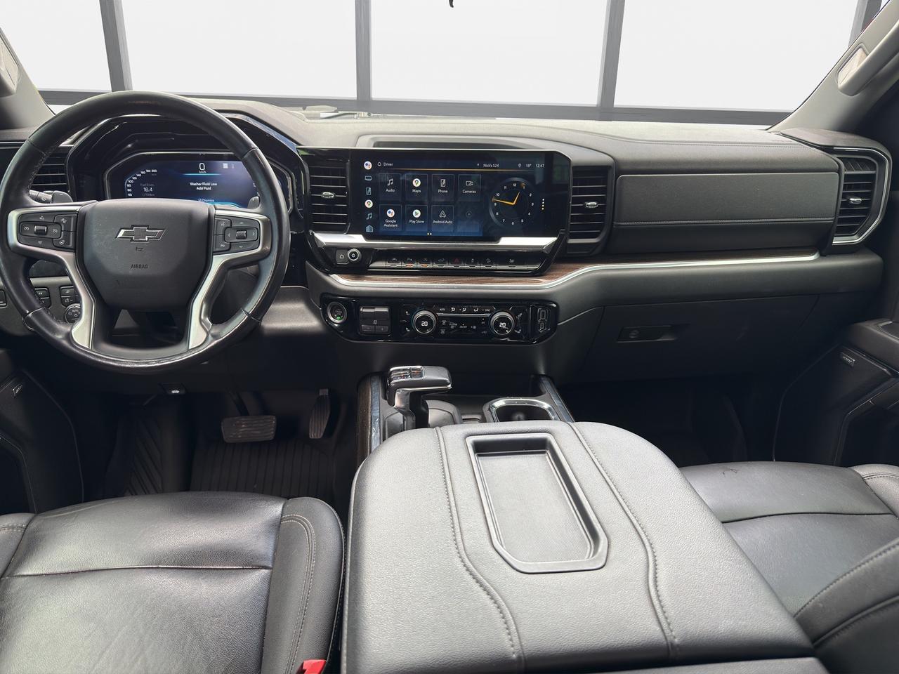 2022 Chevrolet Silverado 1500 4WD Crew Cab 157" LT Trail Boss Photo