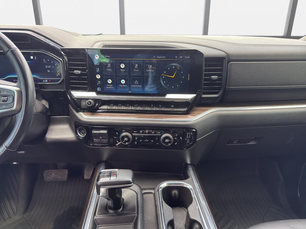 2022 Chevrolet Silverado 1500 4WD Crew Cab 157" LT Trail Boss Photo