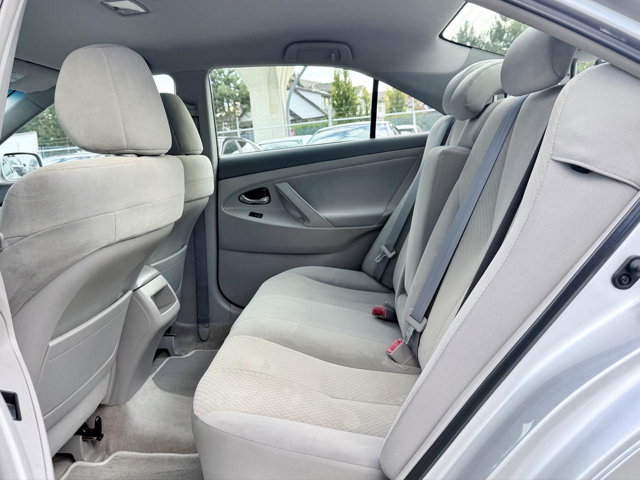 2009 Toyota Camry FINANCING AVAILABLE Photo15