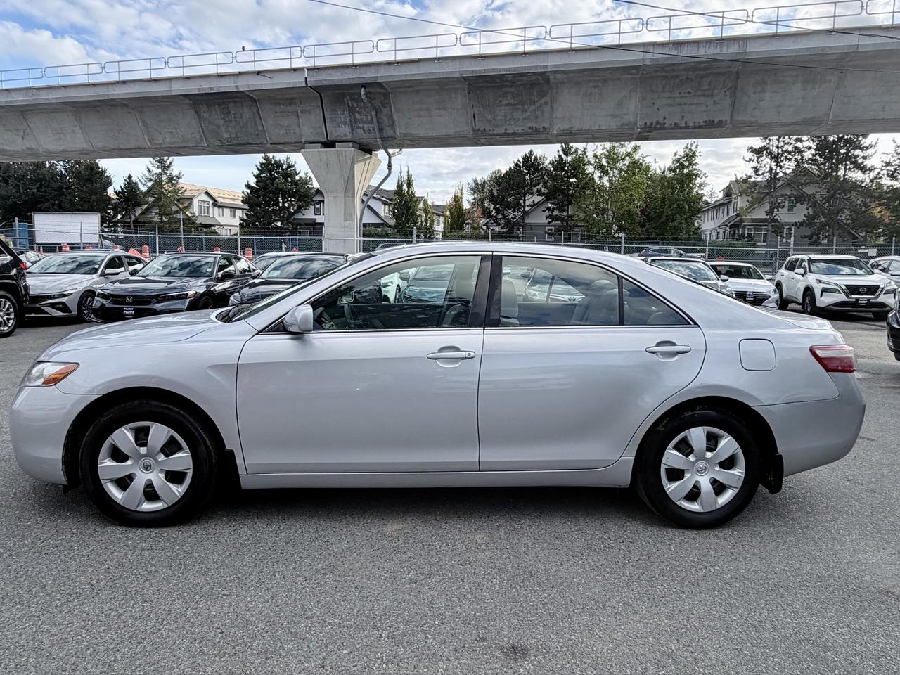 2009 Toyota Camry FINANCING AVAILABLE Photo9
