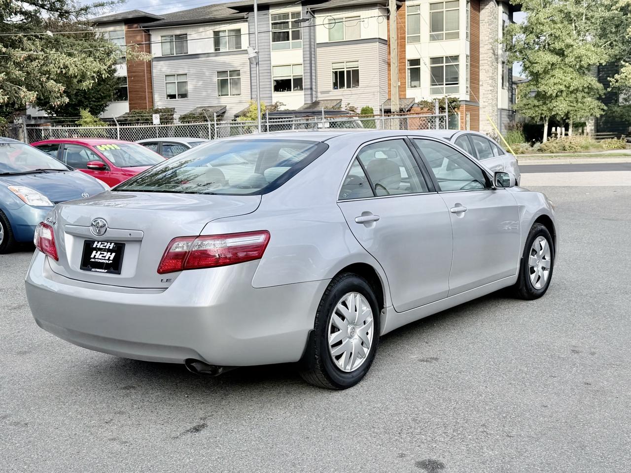 2009 Toyota Camry FINANCING AVAILABLE Photo6