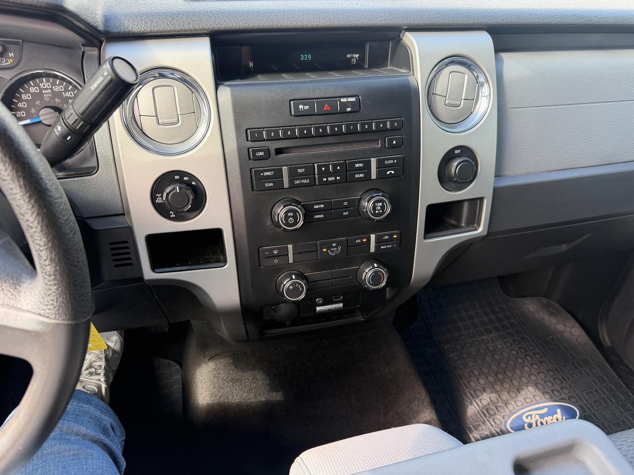 2014 Ford F-150 XLT | 5.0L V8 | Clean CARFAX Photo