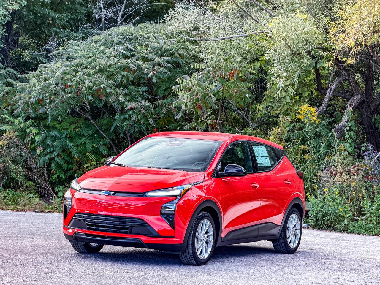 2027 Chevrolet Bolt LT Photo