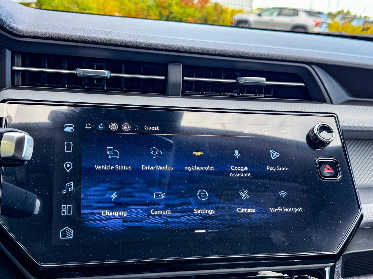 2027 Chevrolet Bolt LT Photo