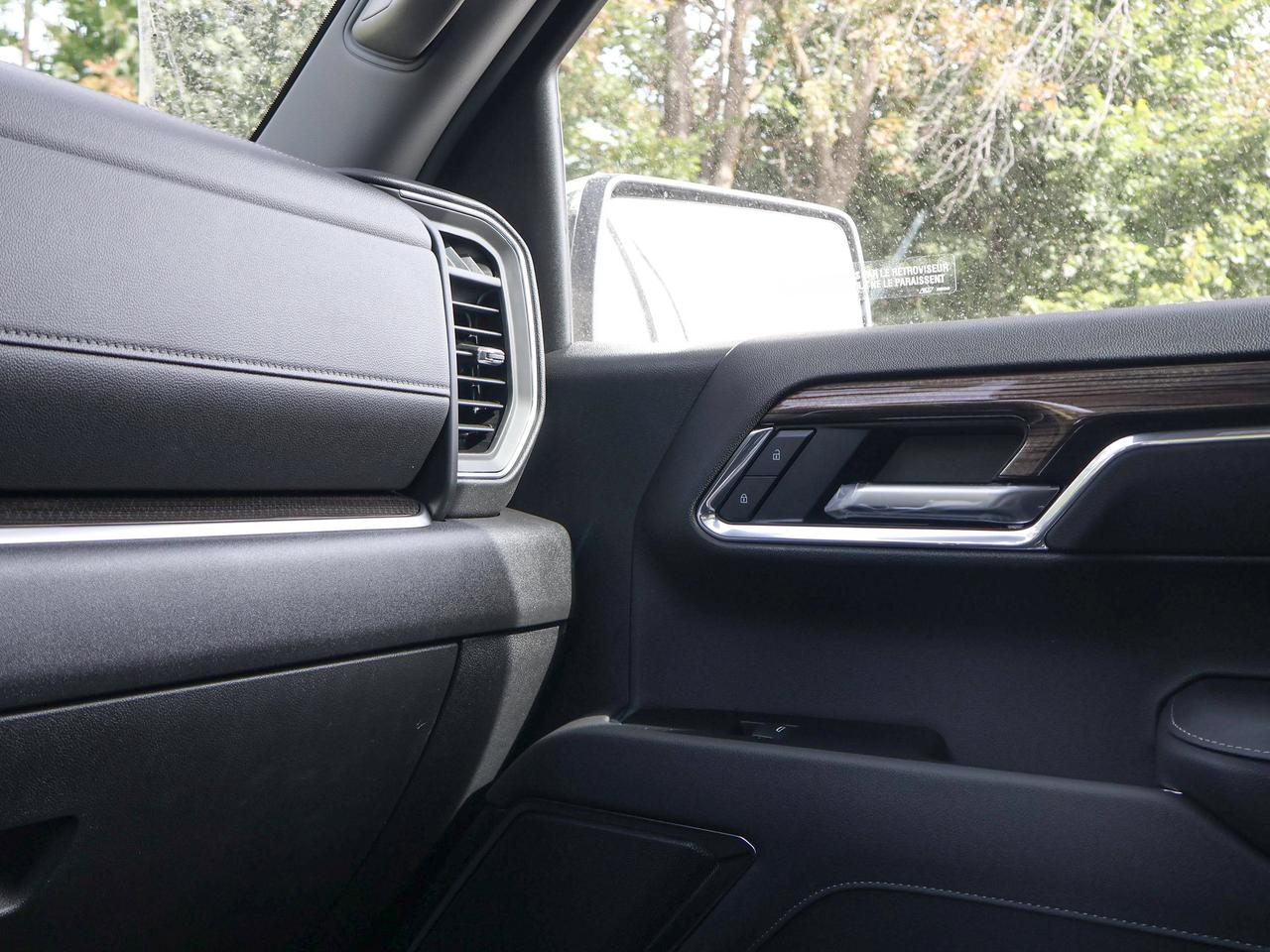2026 Chevrolet Silverado 1500 LT Photo