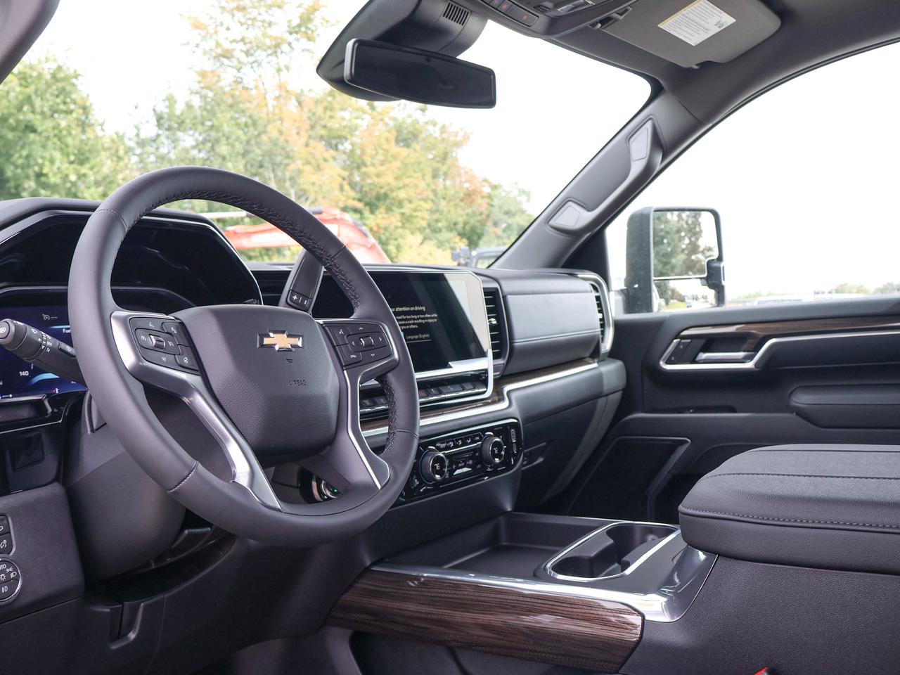 2026 Chevrolet SILVERADO 2500HD LT Photo