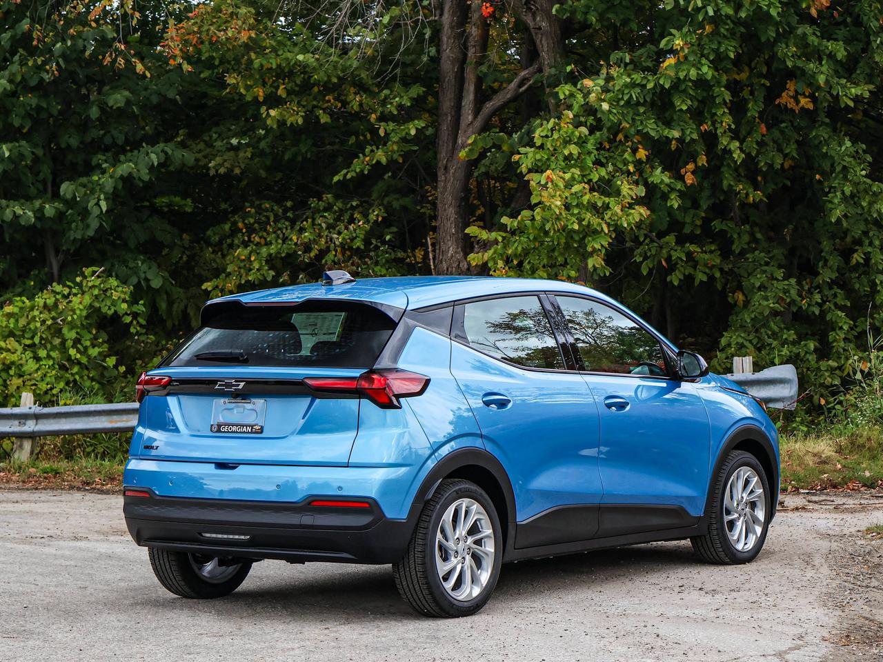 2027 Chevrolet Bolt LT Photo
