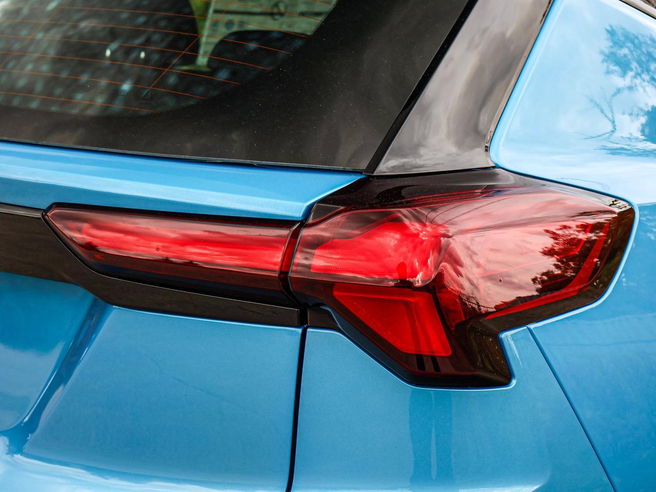 2027 Chevrolet Bolt LT Photo