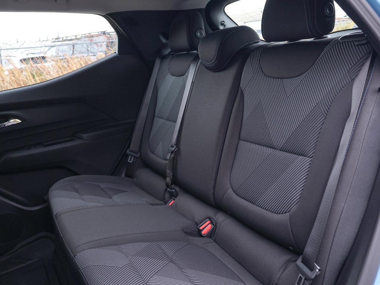 2027 Chevrolet Bolt LT Photo