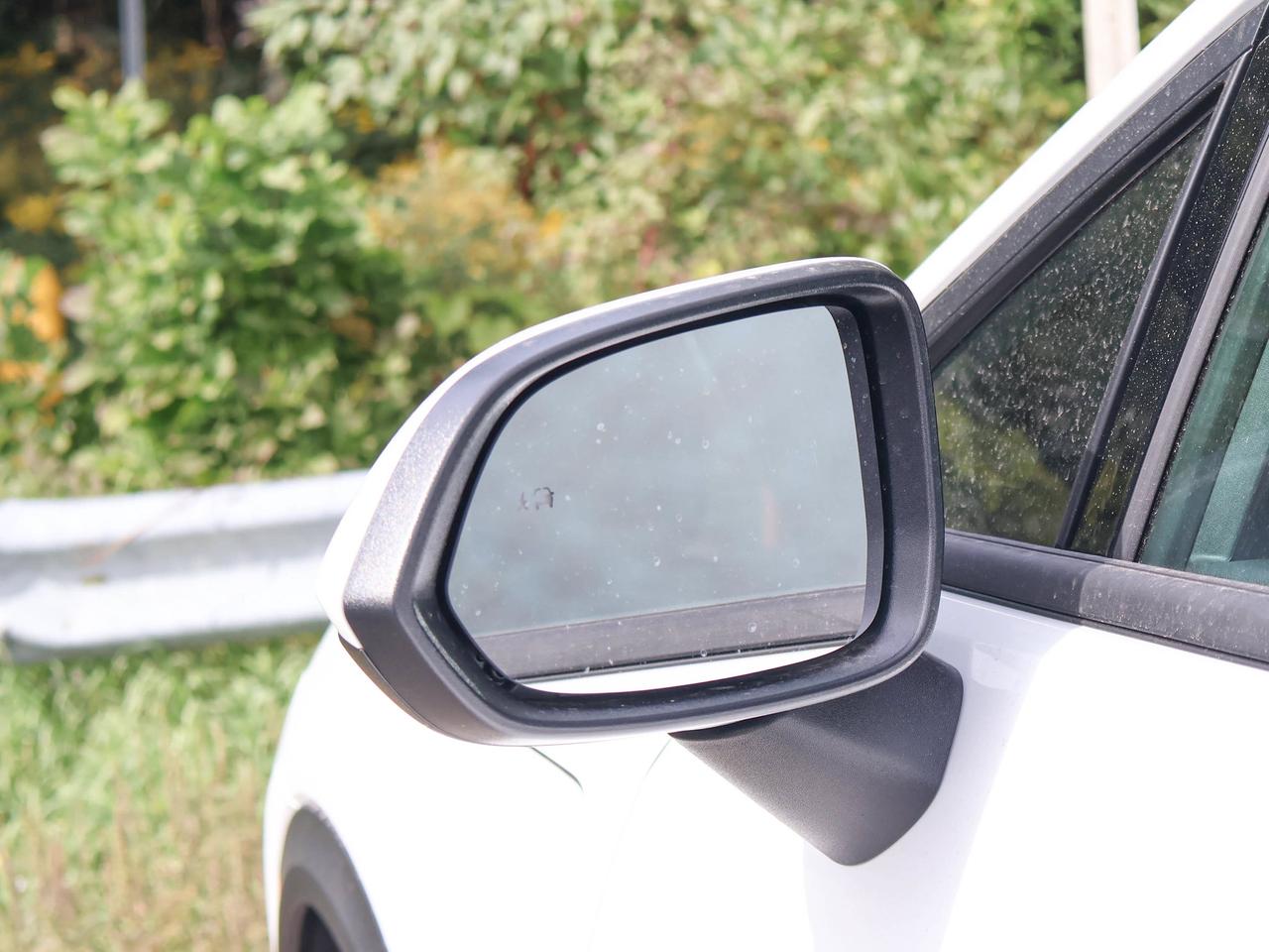 2027 Chevrolet Equinox EV LT1 w/PCY Photo