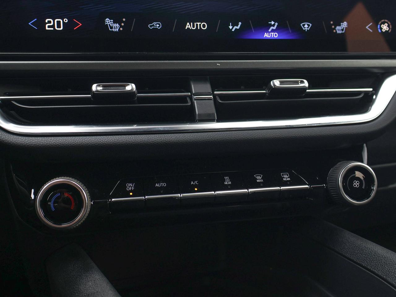 2027 Chevrolet Equinox EV LT1 w/PCY Photo