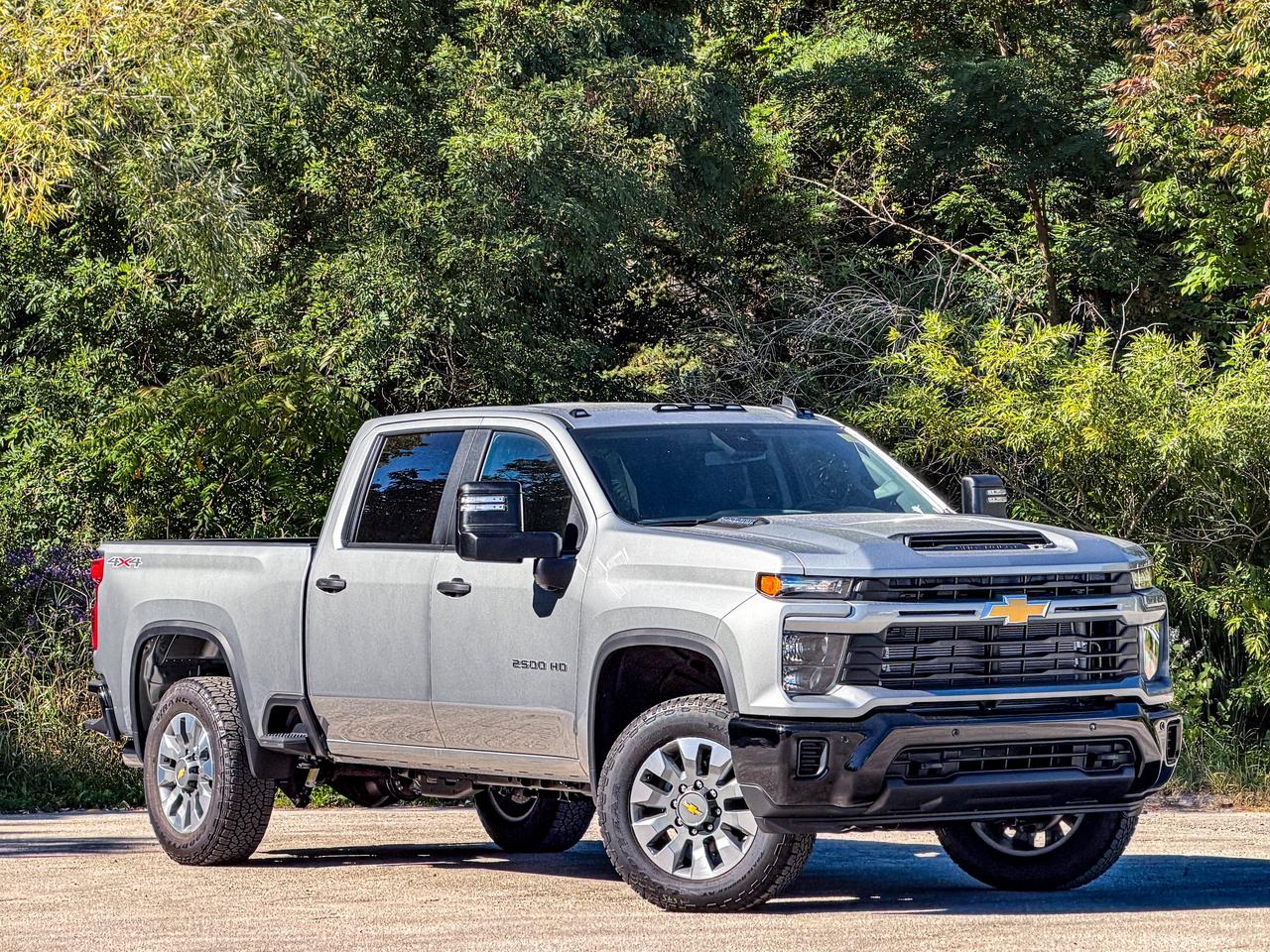 2026 Chevrolet SILVERADO 2500HD Custom Photo5
