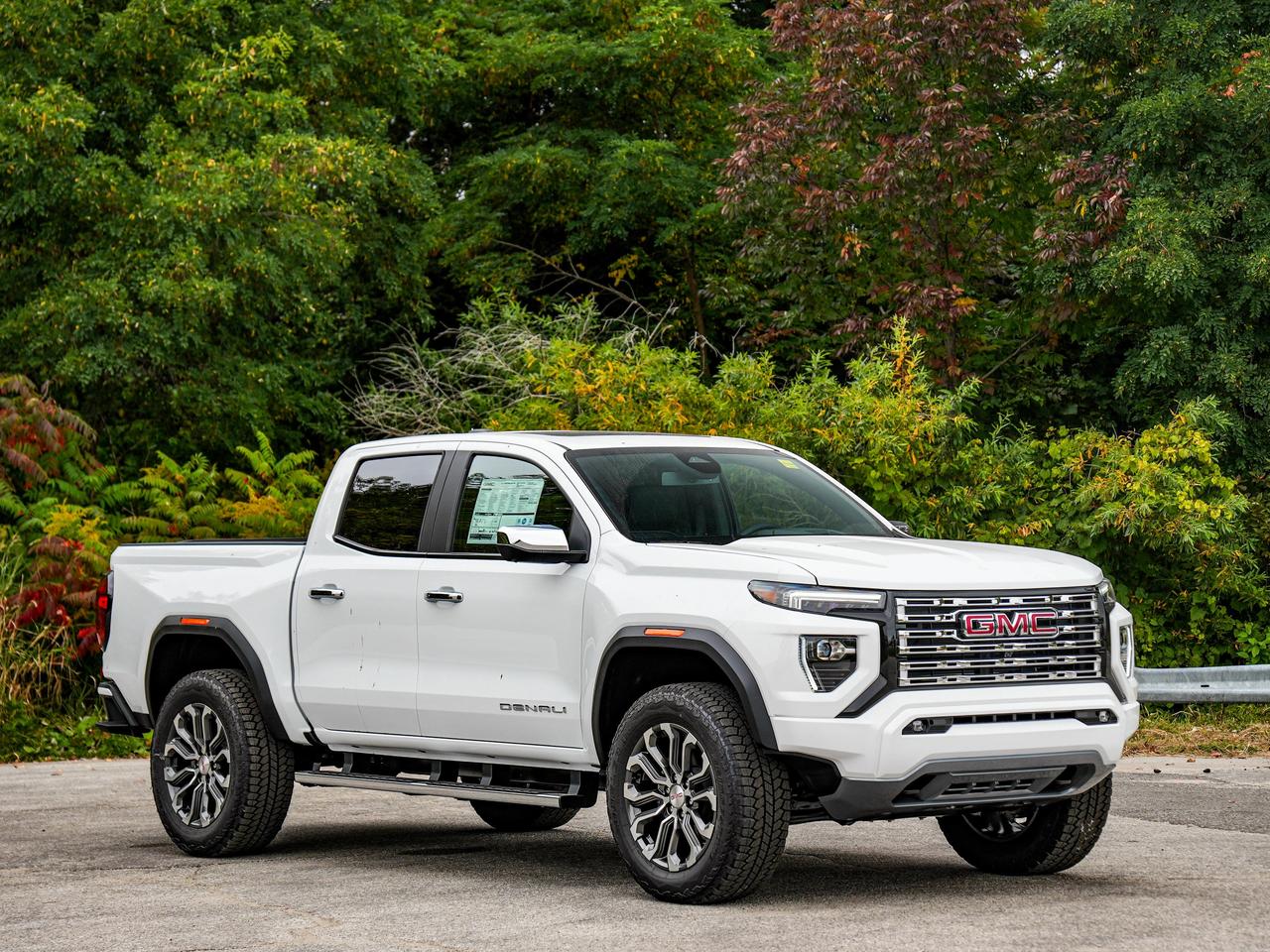 2026 GMC Canyon Denali Photo