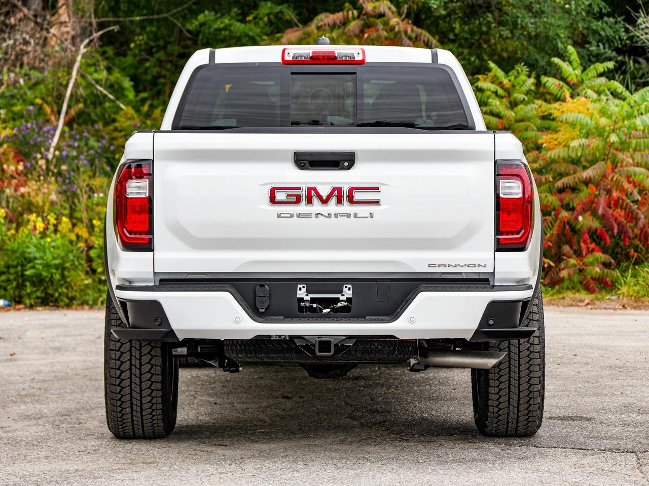 2026 GMC Canyon Denali Photo