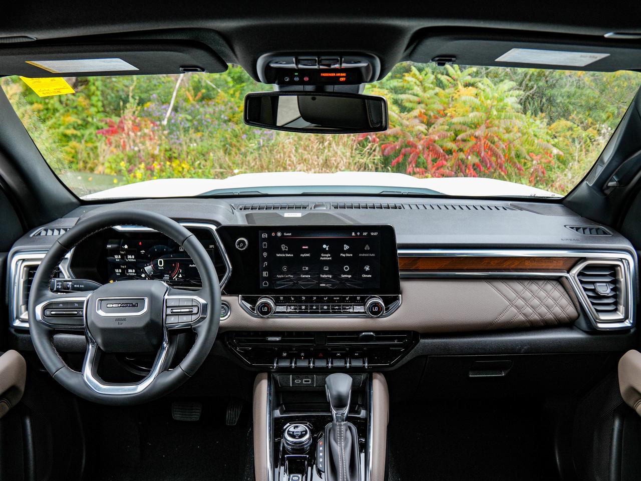 2026 GMC Canyon Denali Photo
