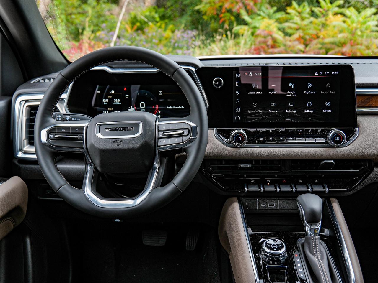 2026 GMC Canyon Denali Photo