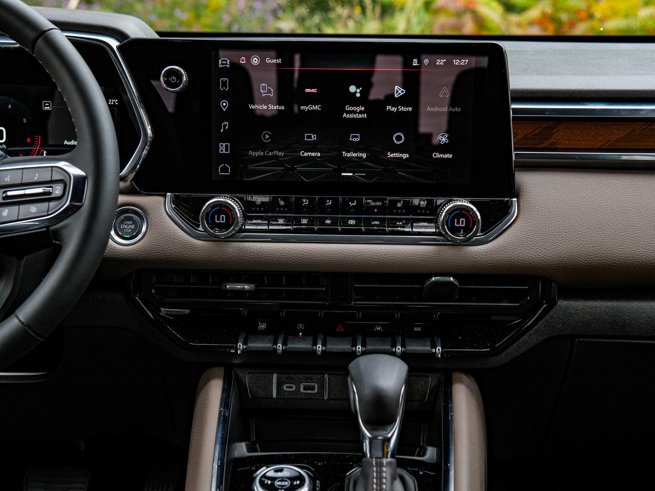 2026 GMC Canyon Denali Photo