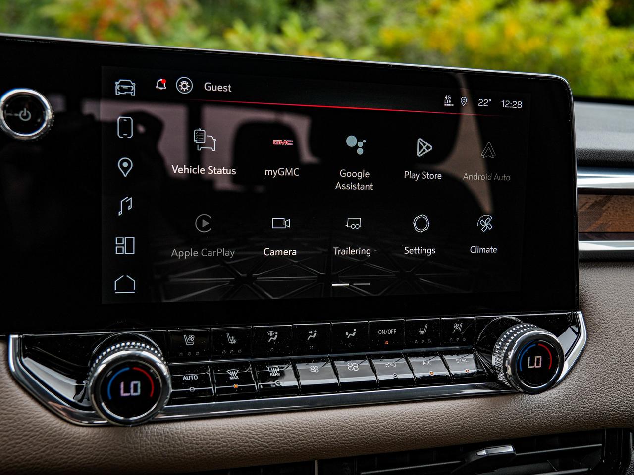2026 GMC Canyon Denali Photo