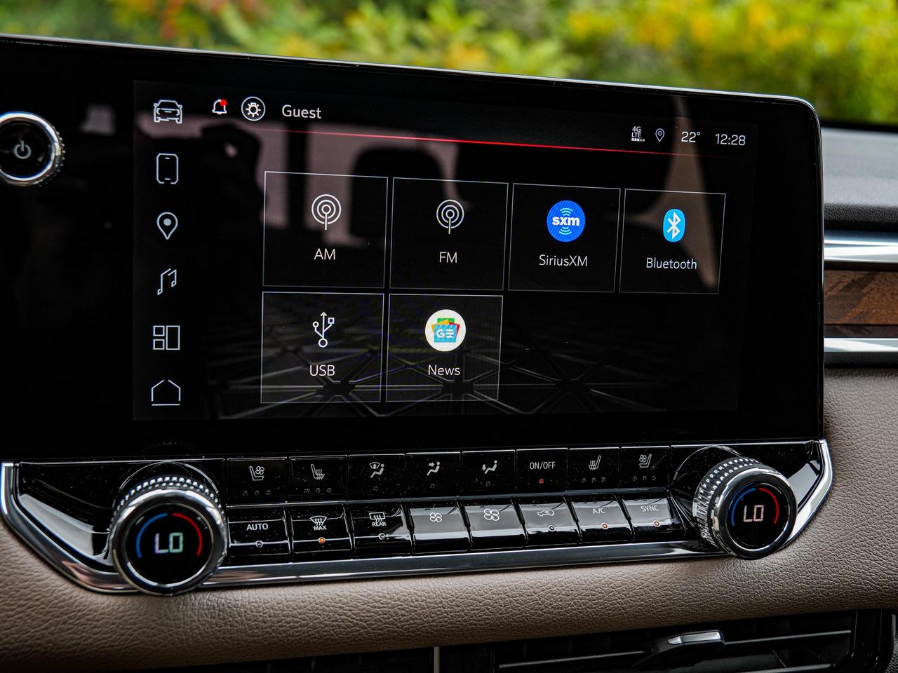 2026 GMC Canyon Denali Photo