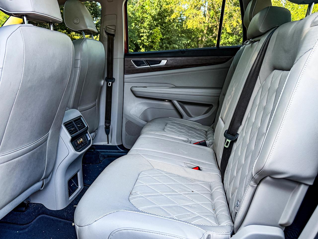 2024 Volkswagen Atlas EXECLINE Photo