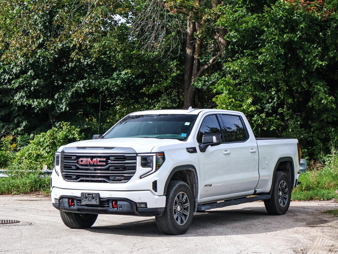 2024 GMC Sierra 1500 AT4 Photo