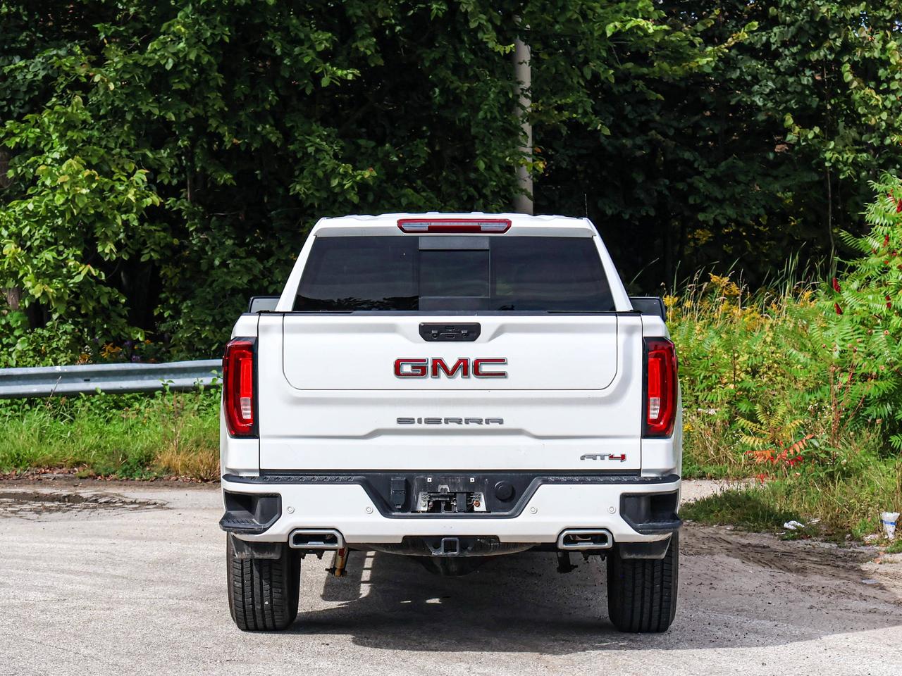 2024 GMC Sierra 1500 AT4 Photo