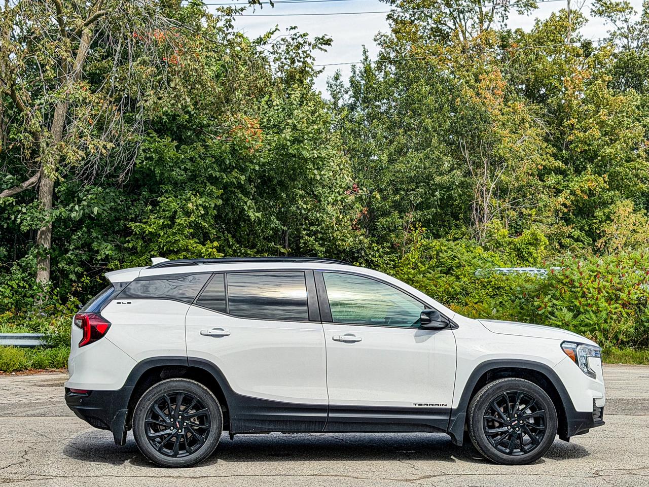 2024 GMC Terrain SLE Photo