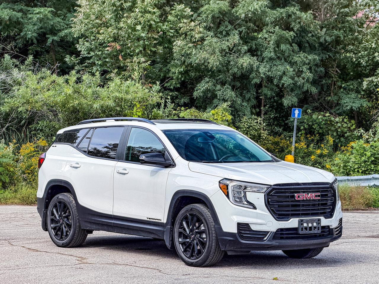 2024 GMC Terrain SLE Photo