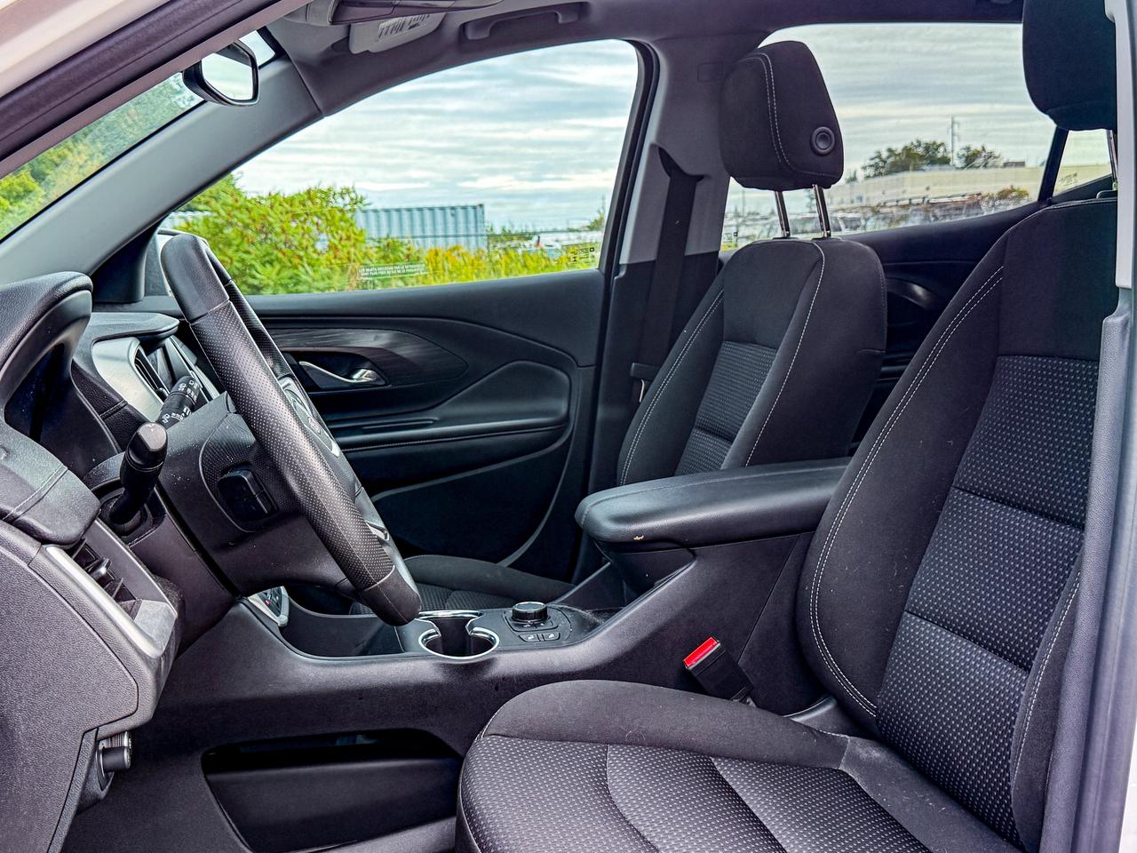 2024 GMC Terrain SLE Photo