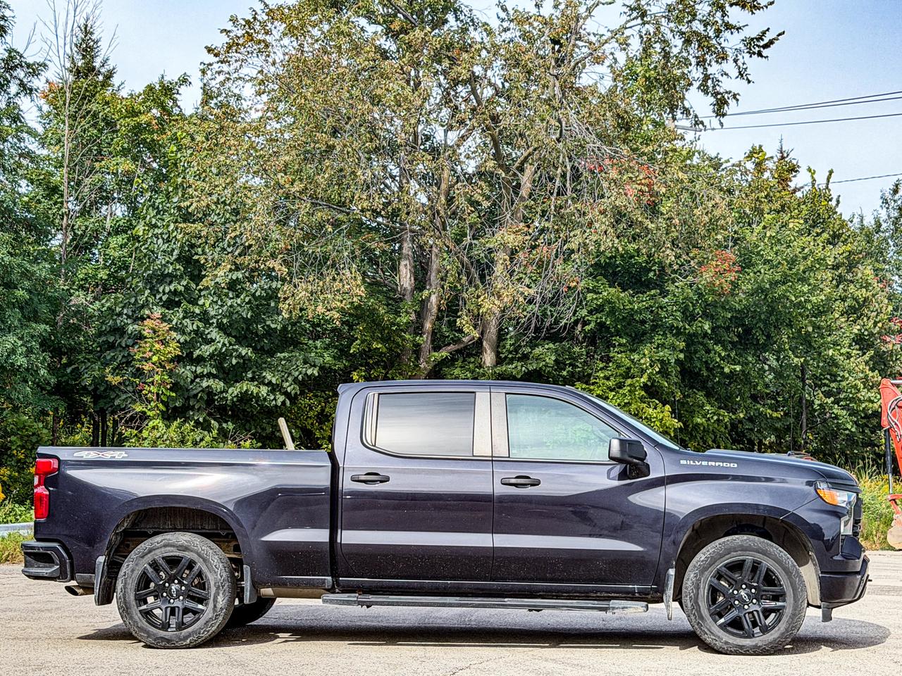 2023 Chevrolet Silverado 1500 Custom Photo3