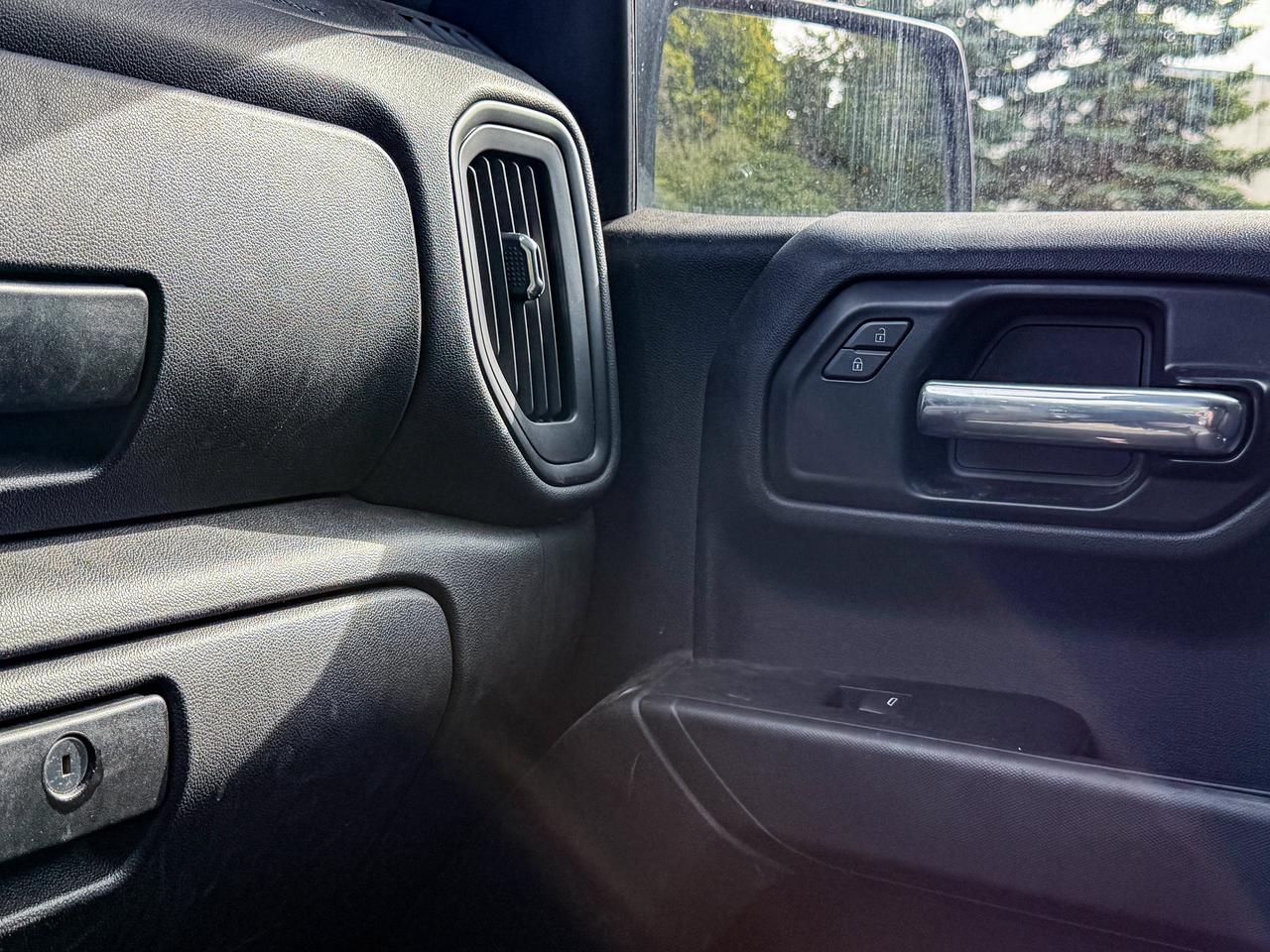 2023 Chevrolet Silverado 1500 Custom Photo