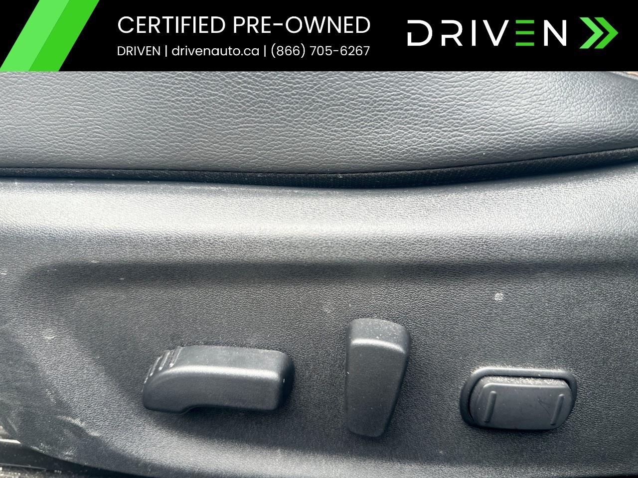 2022 Nissan Sentra SR CVT Photo