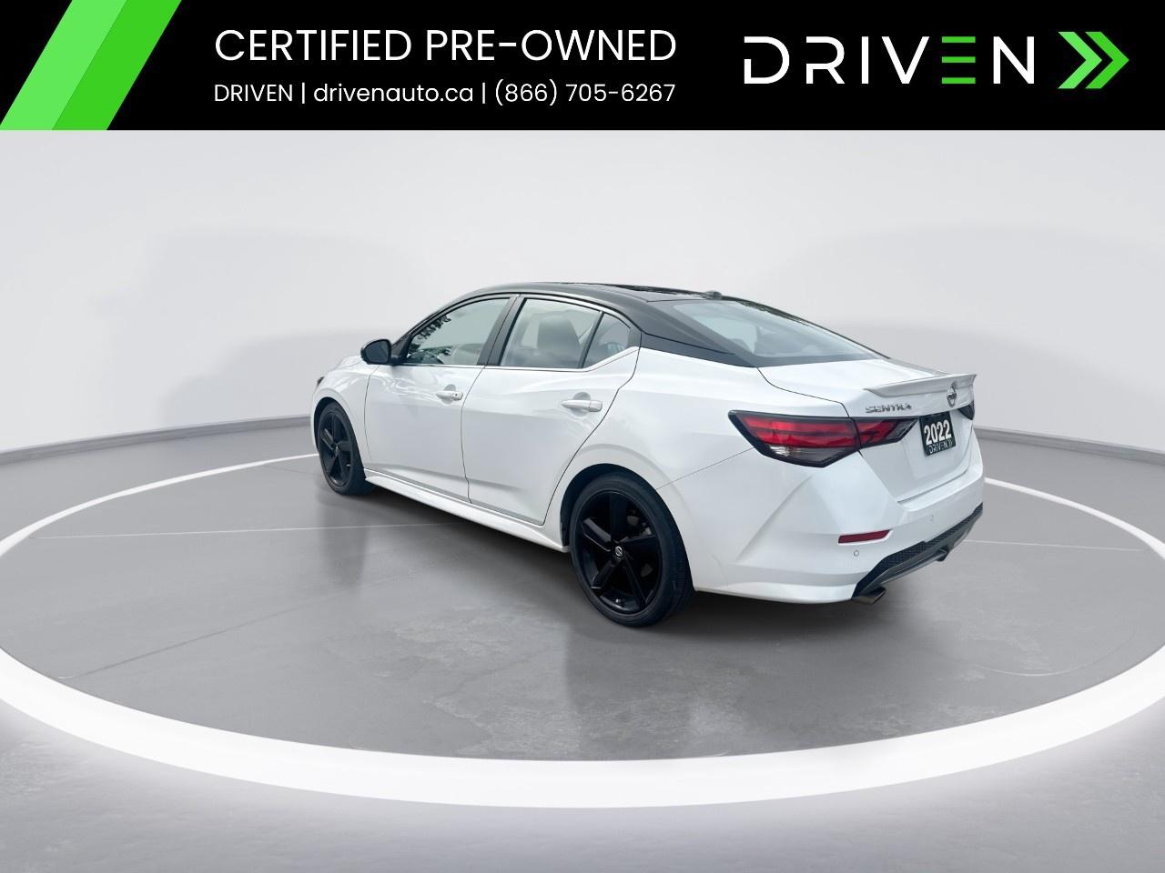 2022 Nissan Sentra SR CVT Photo