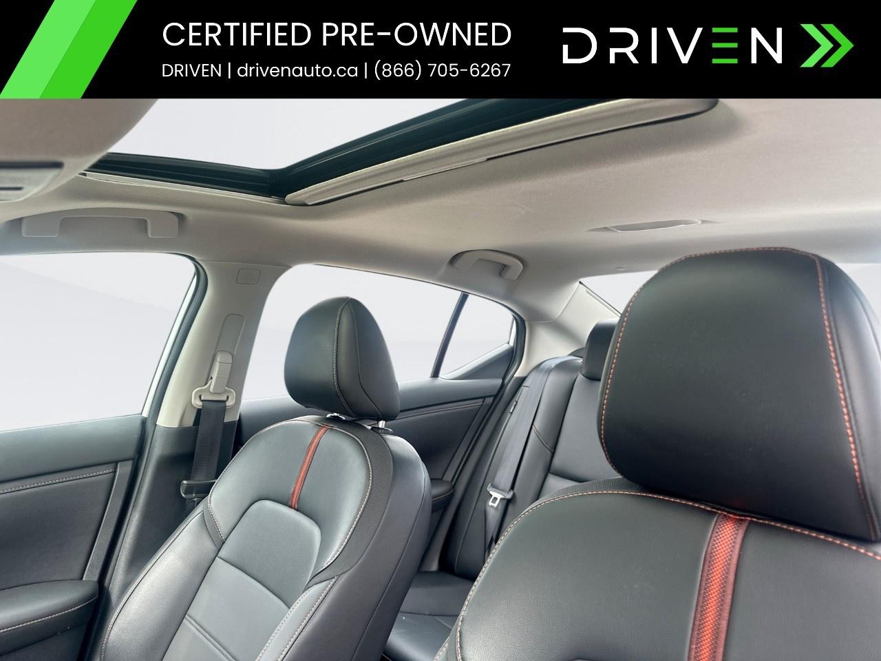 2022 Nissan Sentra SR CVT Photo