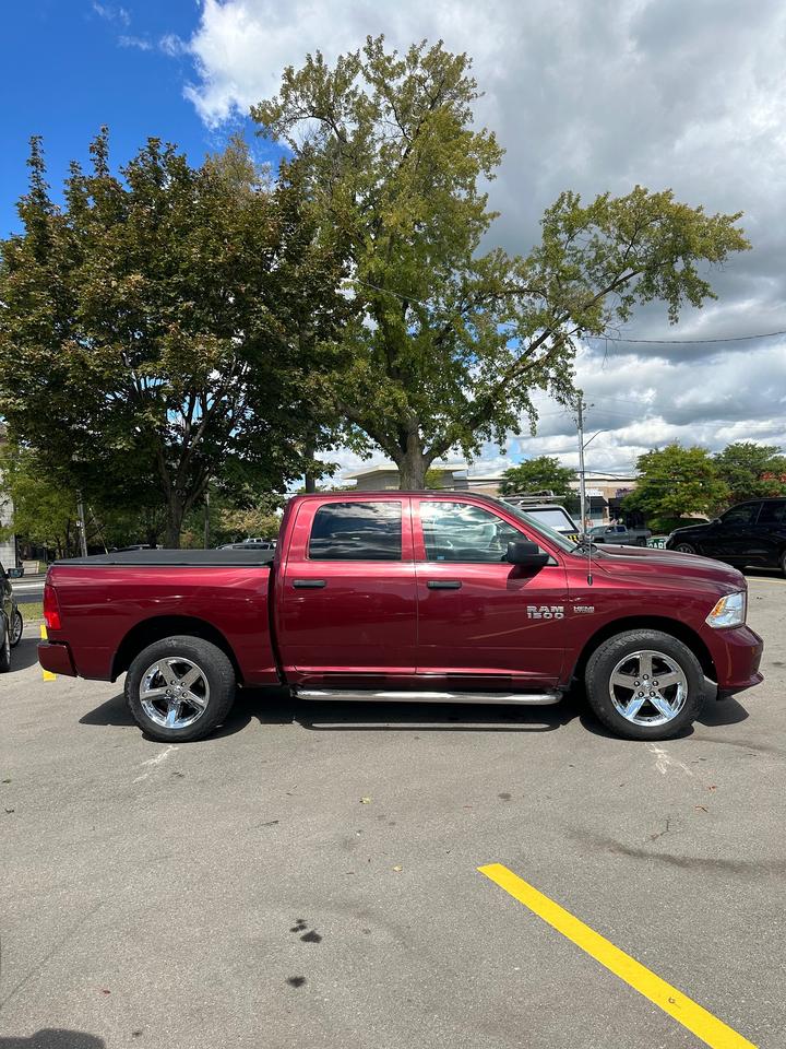 2017 RAM 1500 Express - Photo #5
