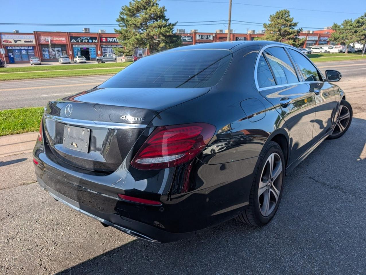 2019 Mercedes-Benz E-Class E 300 4MATIC * NAVIGATION * MOONROOF * DRIVE ASSIS Photo