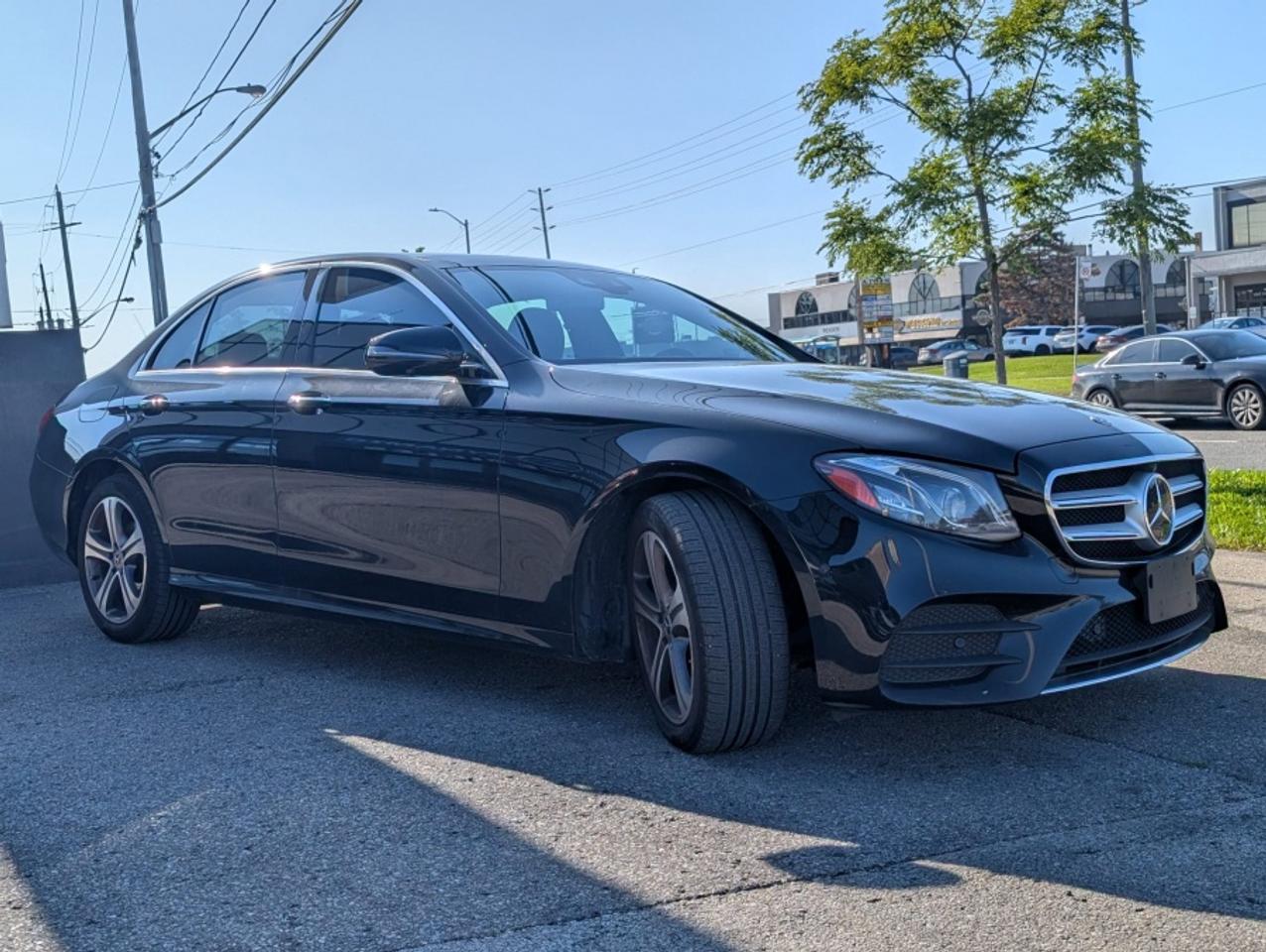 2019 Mercedes-Benz E-Class E 300 4MATIC * NAVIGATION * MOONROOF * DRIVE ASSIS Photo