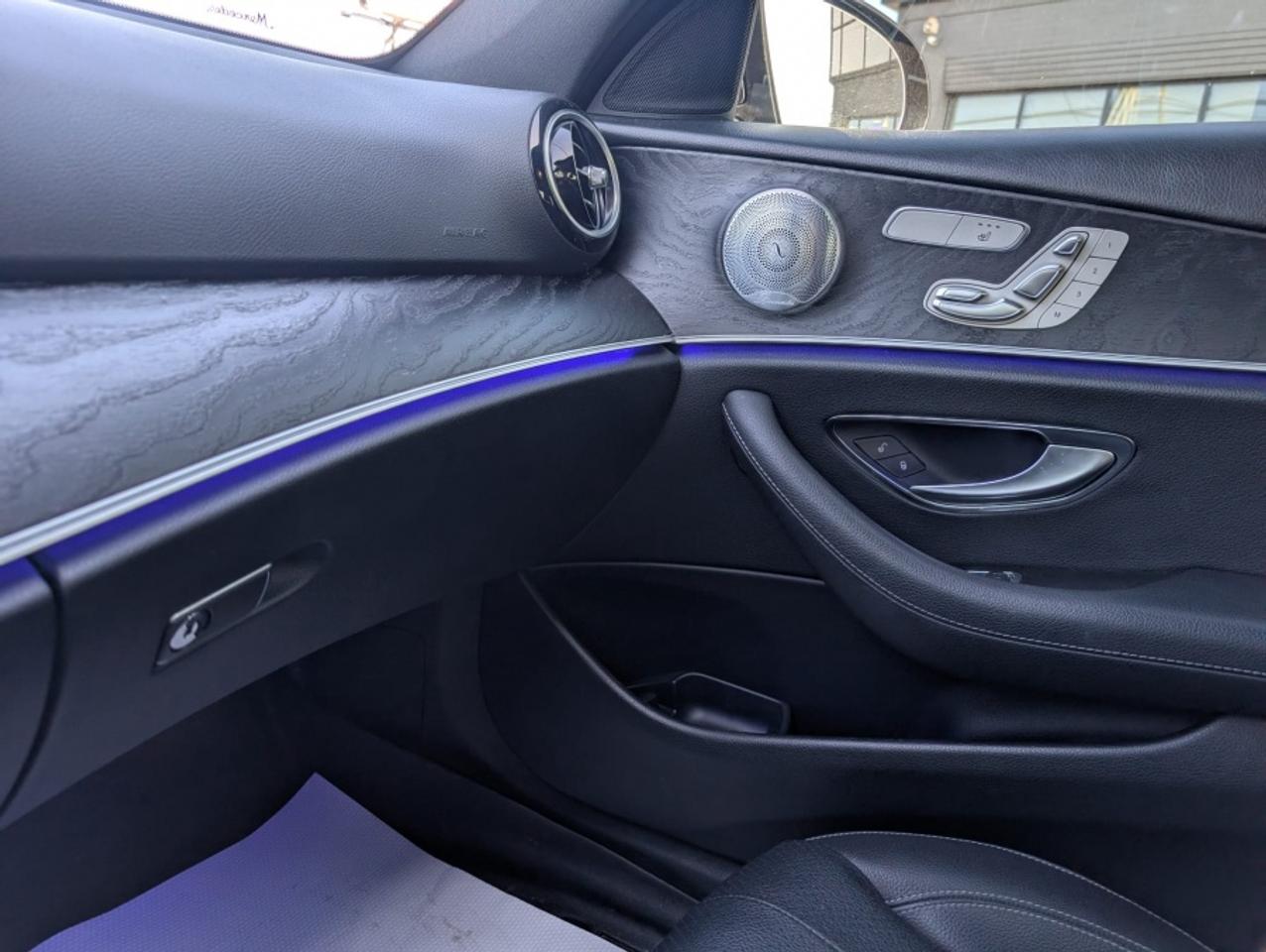 2019 Mercedes-Benz E-Class E 300 4MATIC * NAVIGATION * MOONROOF * DRIVE ASSIS Photo