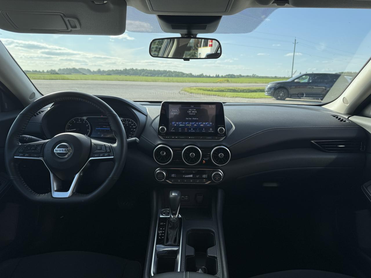 2022 Nissan Sentra SV | Backup Camera | Adaptive Cruise Control Photo