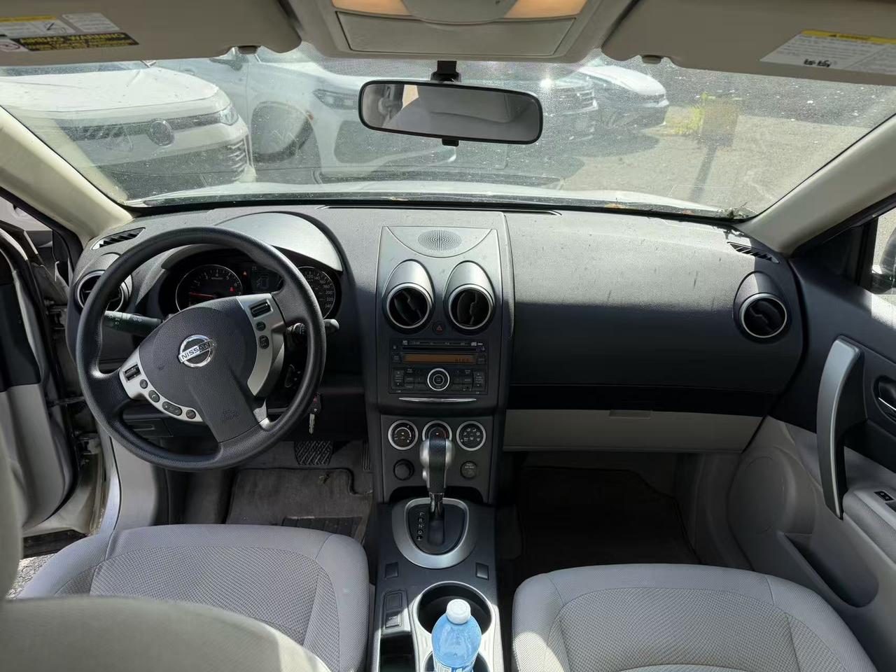 2013 Nissan Rogue FWD 4dr S Photo