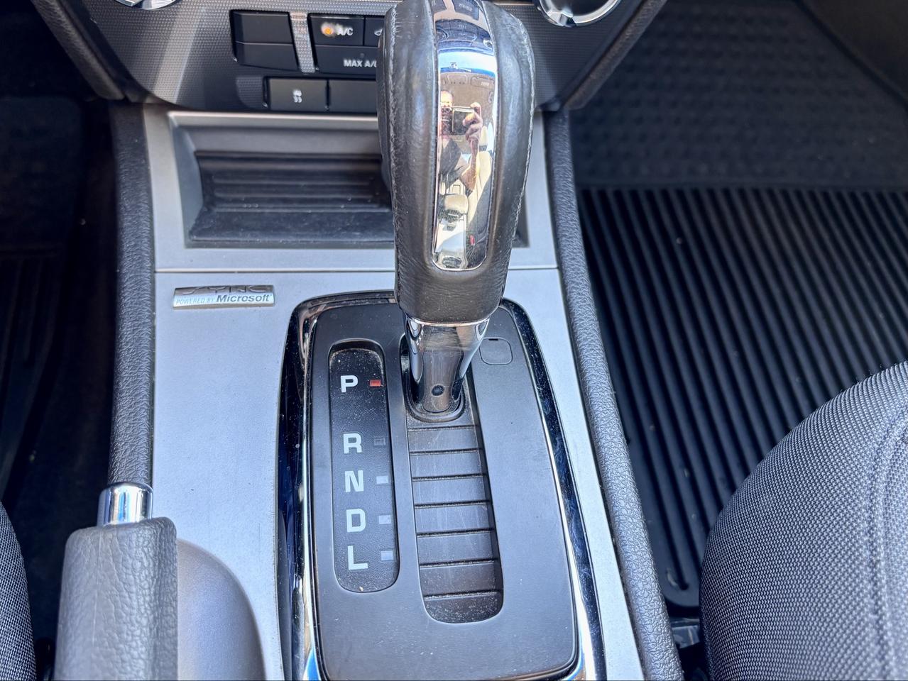 2010 Ford Fusion FINANCING AVAILABLE Photo12