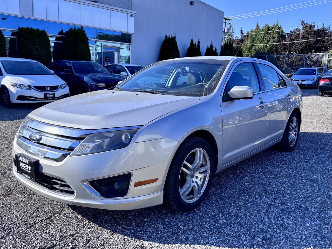 2010 Ford Fusion FINANCING AVAILABLE Photo1