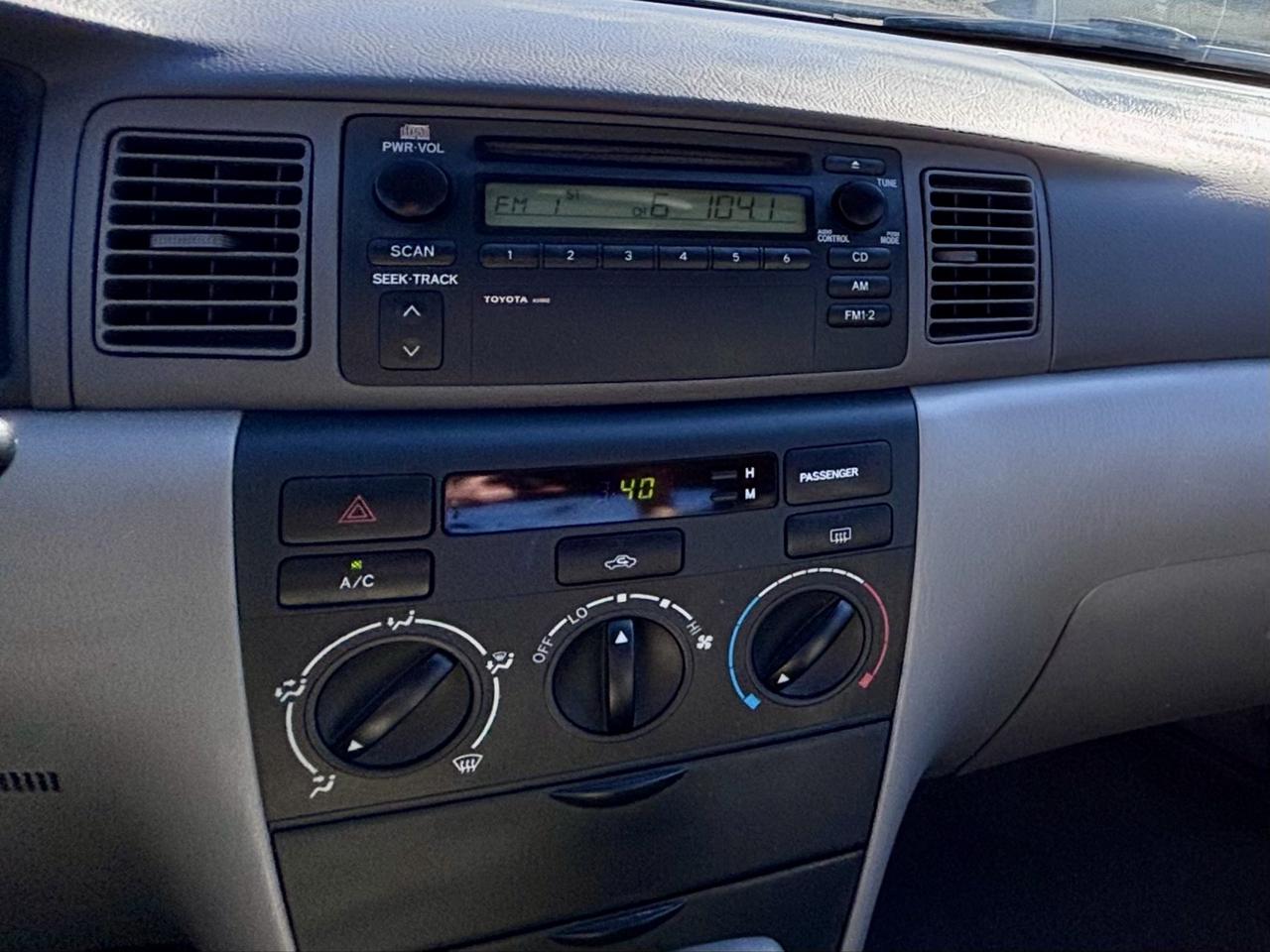 2004 Toyota Corolla FINANCING AVAILABLE Photo13
